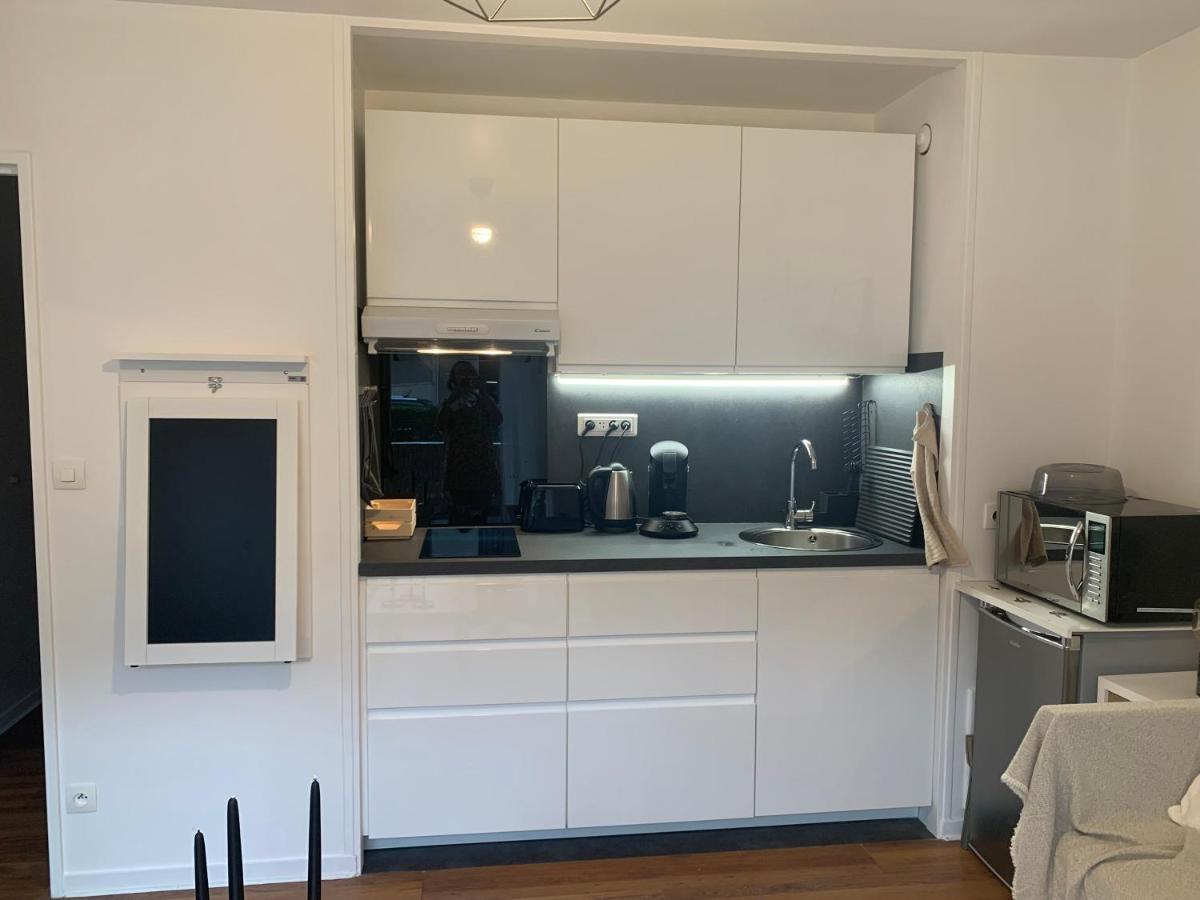 Studio Tivoli La Tour Дижон Экстерьер фото